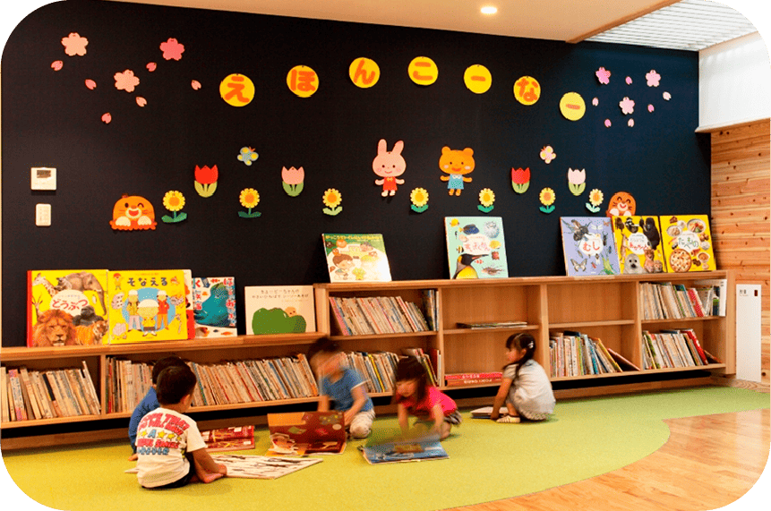 多様な場所のある園舎