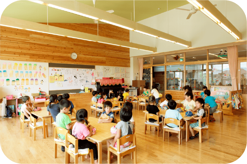 光と色にあふれる空間